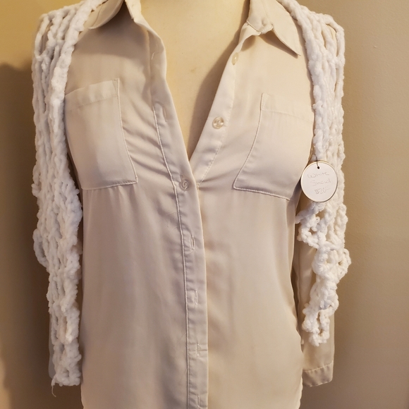 Hand crocheted wrap - Picture 2 of 2